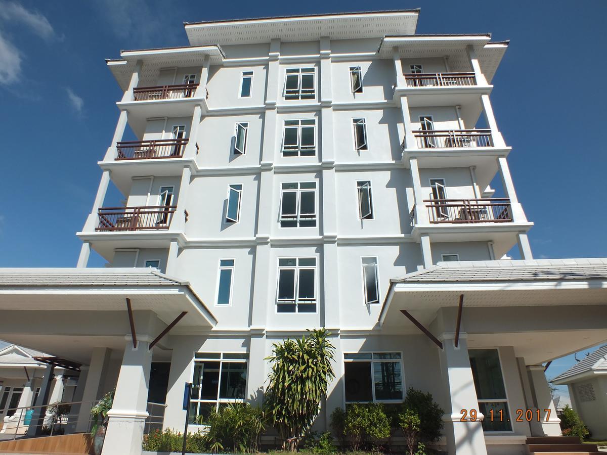 Hotel Sukkhamas Pirom Nakhonratchasima Esterno foto